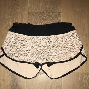 LULULEMON SHORTS!!